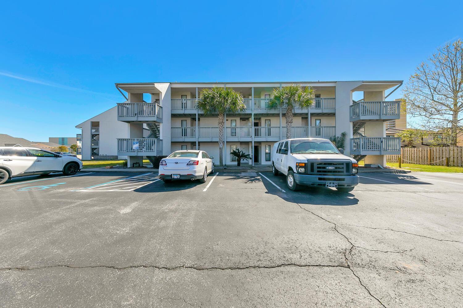 Endless Summer F9 Apartment *